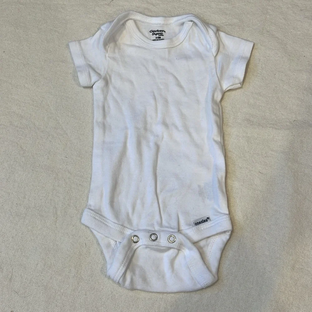 Bundle of 3-6 Month Bodysuits